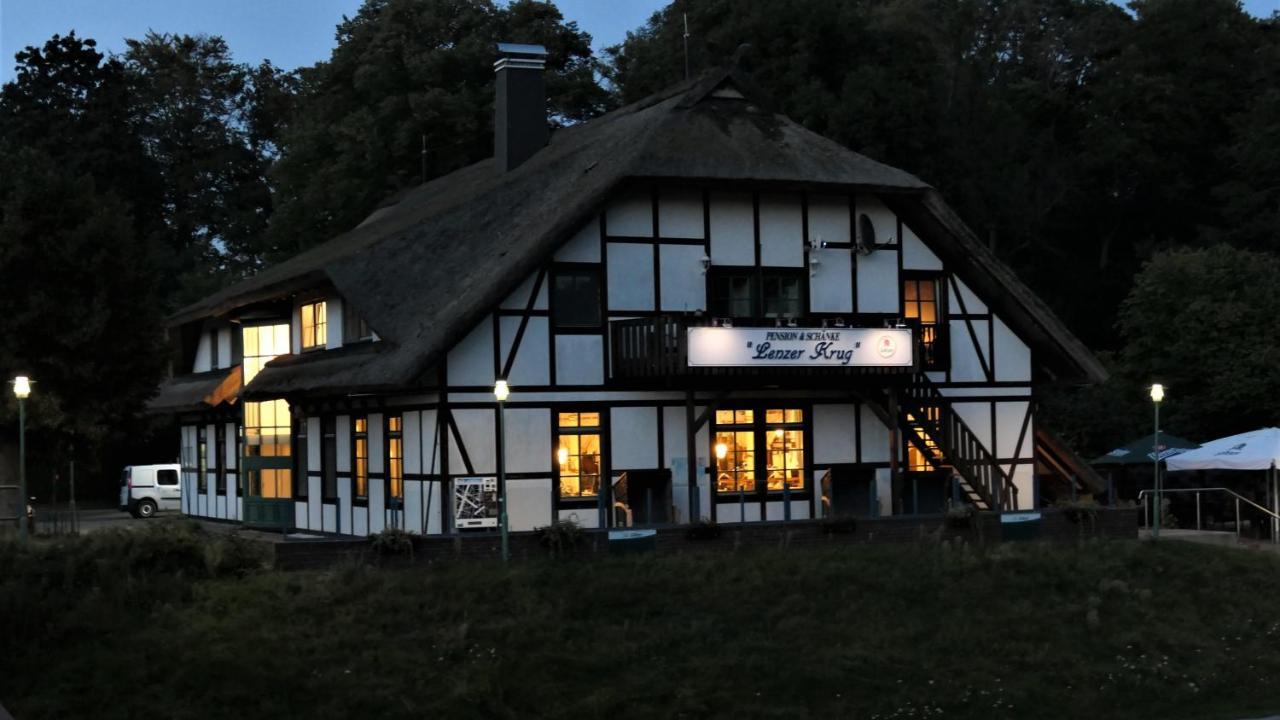 מאלצ'ו Hotel & Restaurant Lenzer Krug מראה חיצוני תמונה