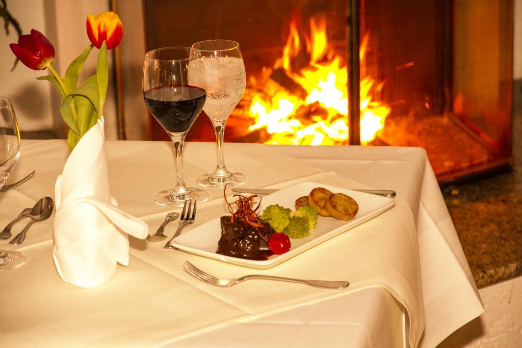 מאלצ'ו Hotel & Restaurant Lenzer Krug מראה חיצוני תמונה