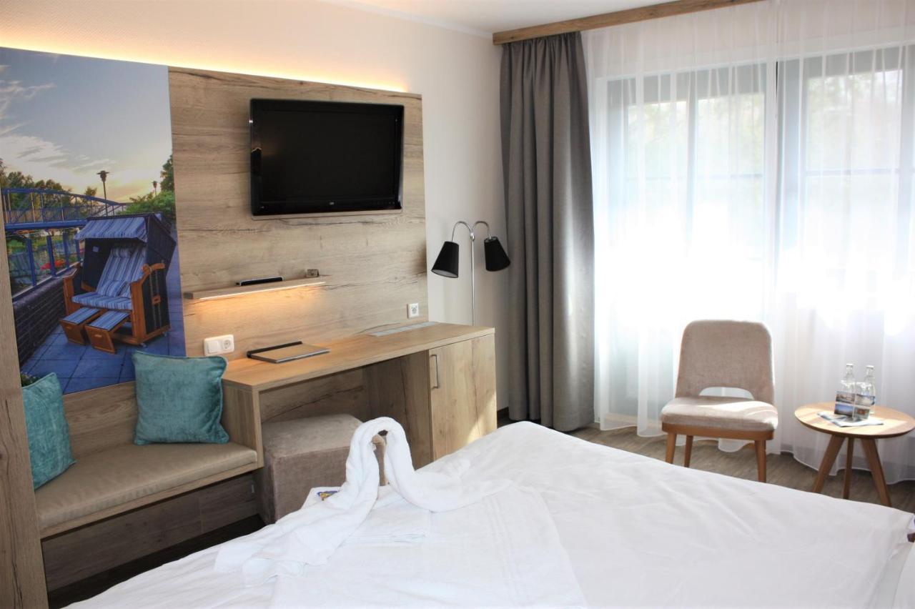 מאלצ'ו Hotel & Restaurant Lenzer Krug מראה חיצוני תמונה