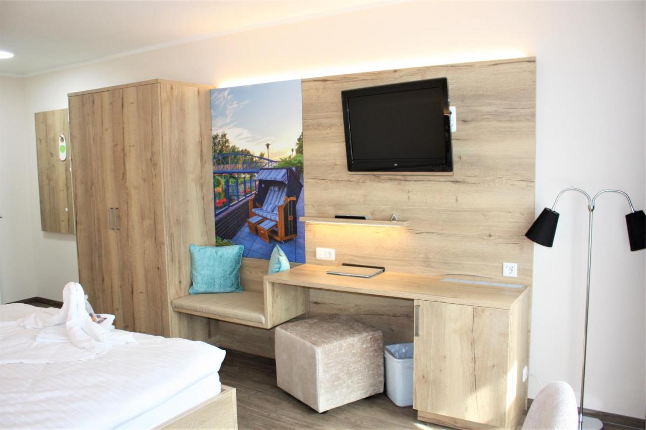 מאלצ'ו Hotel & Restaurant Lenzer Krug מראה חיצוני תמונה
